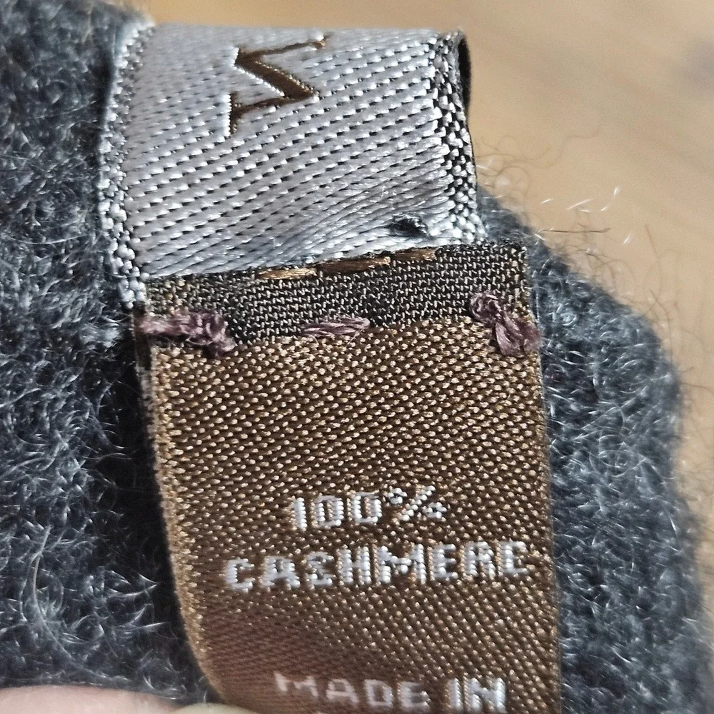 J. Hilburn Mens 100% Cashmere Christmas 2012 Scarf Fringed Charcoal Italy 14x66